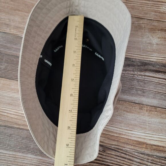 Lululemon Womens Beige Bucket Hat Rare One Size Sports Outdoor Casual EUC - Picture 8 of 12
